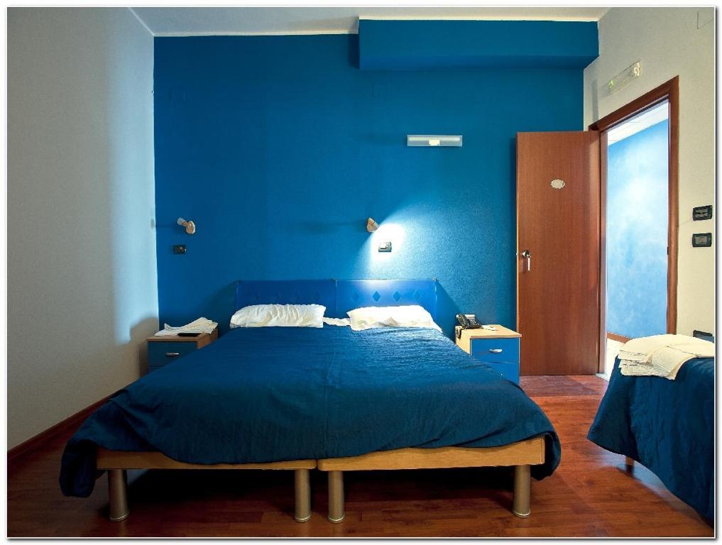 Hotel Veronese Cerignola Cameră foto